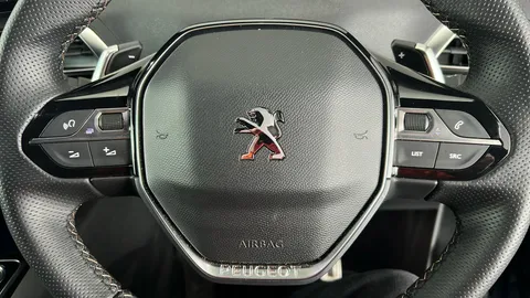 PEUGEOT 3008 1.2 PureTech GT EAT8