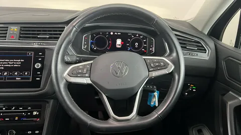 Volkswagen Tiguan Allspace 2.0 TDI Life [7 Seats]