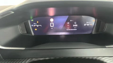 PEUGEOT 2008 1.2 PureTech Allure