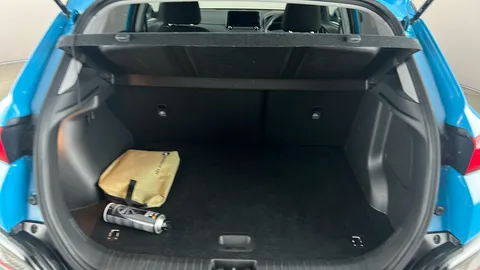HYUNDAI KONA 1.6 GDi Hybrid Premium DCT