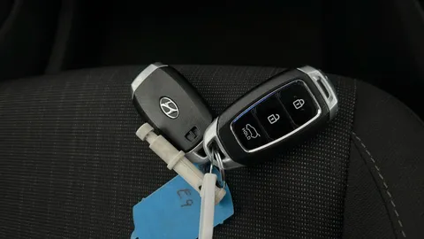 HYUNDAI KONA 1.6 GDi Hybrid Premium DCT