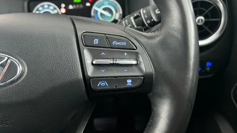 HYUNDAI KONA 1.6 GDi Hybrid Premium DCT