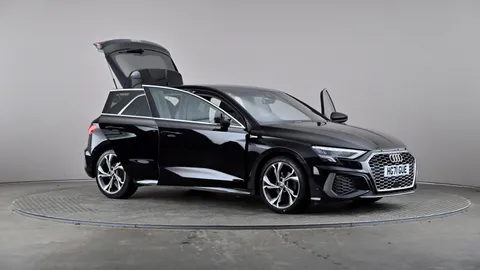 AUDI A3 35 TFSI S Line S Tronic