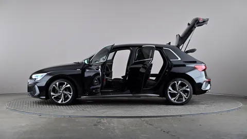 AUDI A3 35 TFSI S Line S Tronic