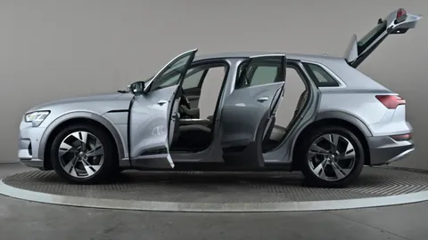 AUDI E-TRON 300kW 55 Quattro 95kWh Auto