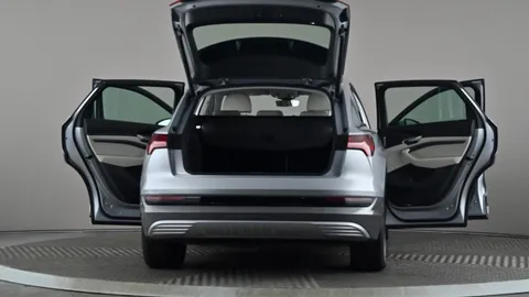 AUDI E-TRON 300kW 55 Quattro 95kWh Auto