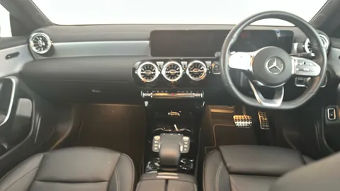 MERCEDES-BENZ CLA CLA 250e AMG Line Premium Tip Auto