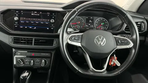 VOLKSWAGEN T-CROSS 1.0 TSI 110 SE DSG