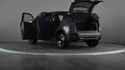 PEUGEOT 2008 1.2 Hybrid 136 GT e-DSC6