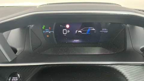 PEUGEOT 2008 1.2 Hybrid 136 GT e-DSC6