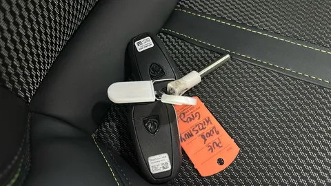 PEUGEOT 2008 1.2 Hybrid 136 GT e-DSC6