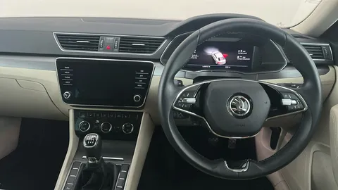 SKODA SUPERB 1.5 TSI SE L