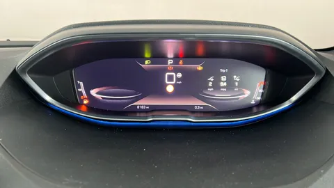 PEUGEOT 3008 1.5 BlueHDi GT Premium EAT8