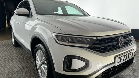 VOLKSWAGEN T-ROC 1.5 TSI Life