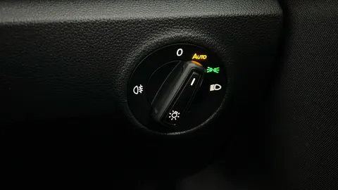 VOLKSWAGEN T-ROC 1.5 TSI Life