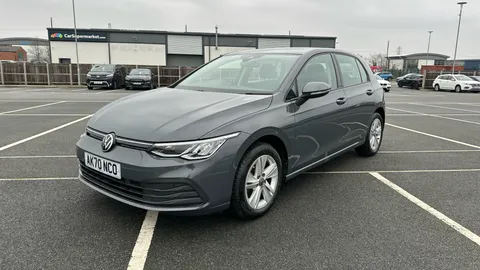 VOLKSWAGEN GOLF 1.5 TSI Life