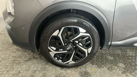 CITROEN C4 1.2 PureTech [130] Shine