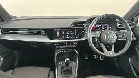 AUDI A3 35 TFSI S Line