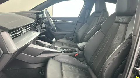 AUDI A3 35 TFSI S Line