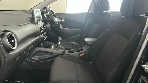 HYUNDAI KONA 1.0 TGDi 48V MHEV SE Connect
