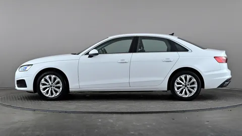 AUDI A4 35 TFSI Technik S Tronic