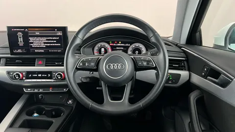 AUDI A4 35 TFSI Technik S Tronic