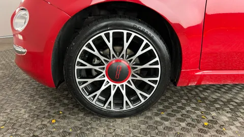 FIAT 500 1.0 Mild Hybrid Red