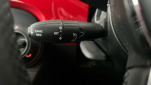 FIAT 500 1.0 Mild Hybrid Red