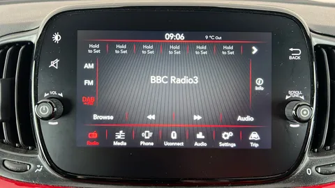 FIAT 500 1.0 Mild Hybrid Red