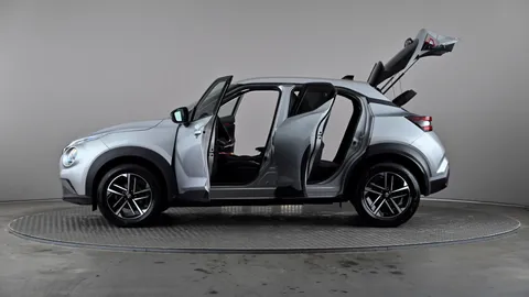 NISSAN JUKE 1.0 DiG-T N-Connecta DCT