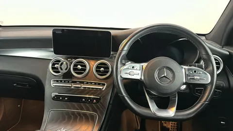MERCEDES-BENZ GLC GLC 300d 4Matic AMG Line Premium 9G-Tronic
