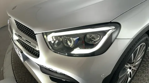 MERCEDES-BENZ GLC GLC 300d 4Matic AMG Line Premium 9G-Tronic