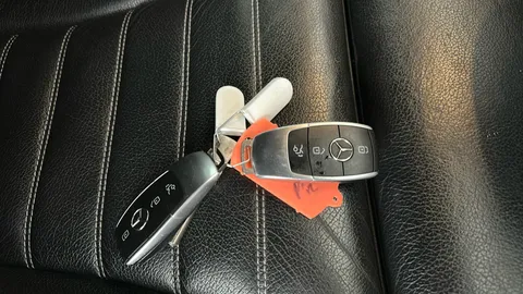 MERCEDES-BENZ GLC GLC 300d 4Matic AMG Line Premium 9G-Tronic