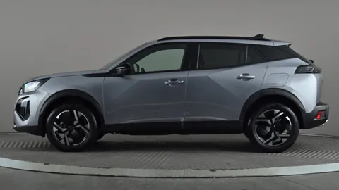 PEUGEOT 2008 1.2 PureTech 130 Allure EAT8