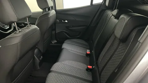 PEUGEOT 2008 1.2 PureTech 130 Allure EAT8