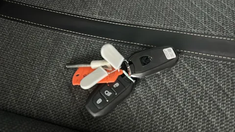 PEUGEOT 2008 1.2 PureTech 130 Allure EAT8