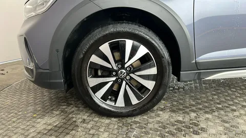 VOLKSWAGEN TAIGO 1.0 TSI 110 Life DSG