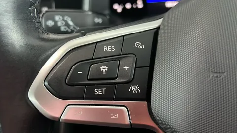 VOLKSWAGEN TAIGO 1.0 TSI 110 Life DSG