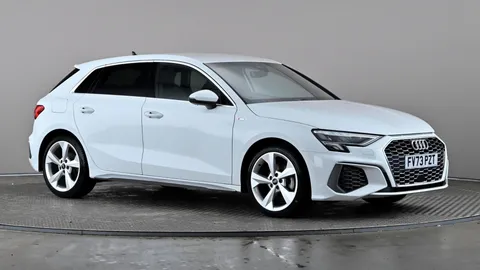 AUDI A3 30 TFSI S Line S Tronic