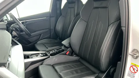 AUDI A3 30 TFSI S Line S Tronic