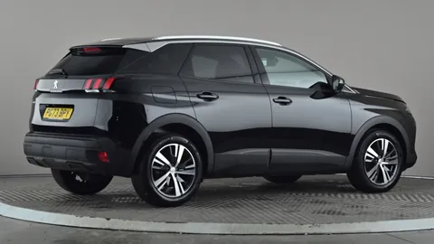 PEUGEOT 3008 1.2 PureTech Active EAT8