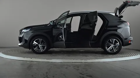 PEUGEOT 3008 1.2 PureTech Active EAT8