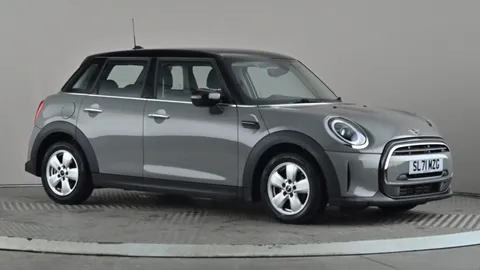 MINI HATCHBACK 1.5 Cooper Classic