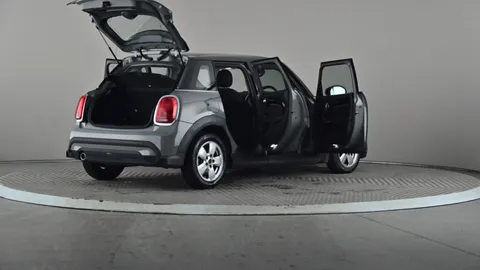 MINI HATCHBACK 1.5 Cooper Classic