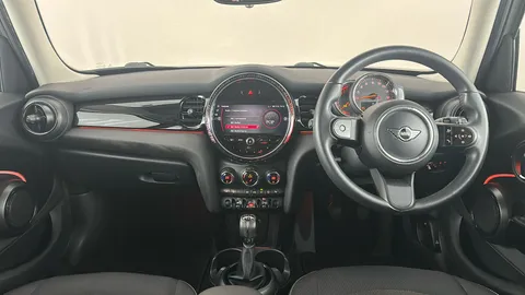 MINI HATCHBACK 1.5 Cooper Classic