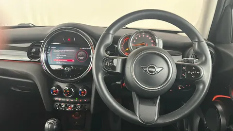 MINI HATCHBACK 1.5 Cooper Classic