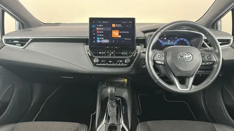 TOYOTA COROLLA 1.8 Hybrid Design CVT