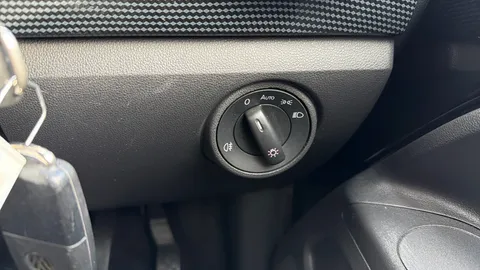 VOLKSWAGEN UP 1.0 Move Up Tech Edition [Start Stop]