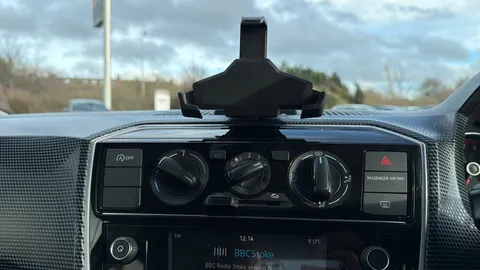 VOLKSWAGEN UP 1.0 Move Up Tech Edition [Start Stop]