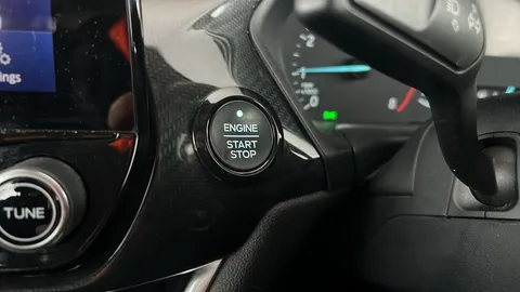 FORD PUMA 1.0 EcoBoost Hybrid mHEV Titanium